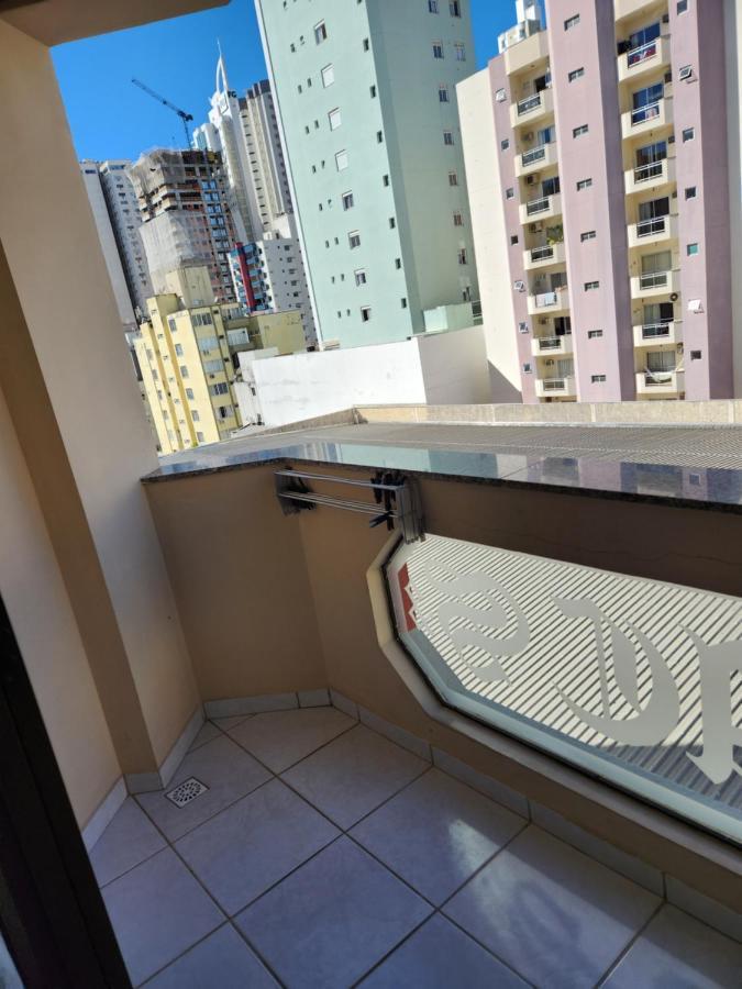 2 Quartos A 200Mts Praia Central, Garagem, Churrasqueira, Wi-Fi 90 Mbps, Pet Friendly Balneario Camboriu Ngoại thất bức ảnh
