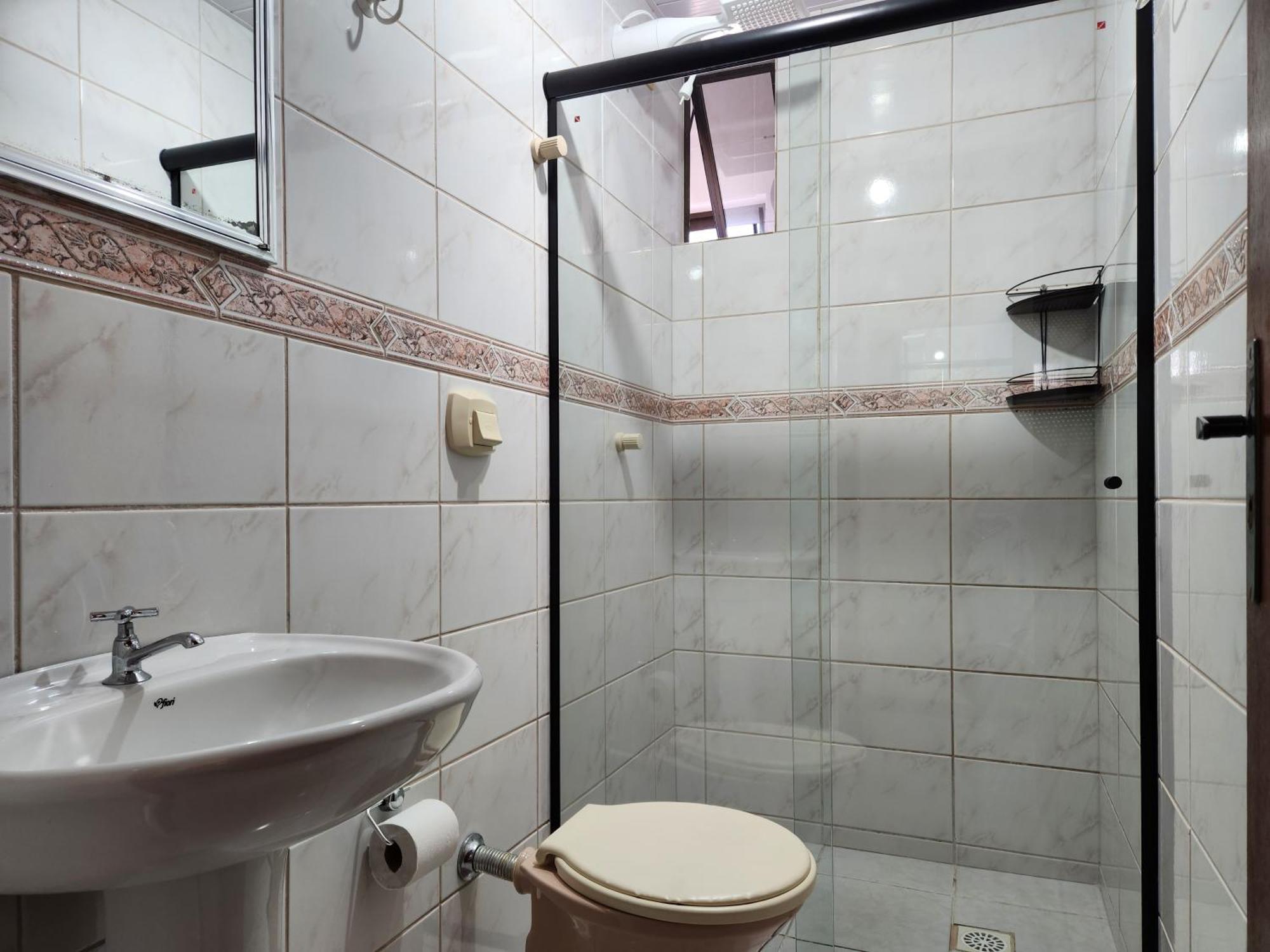 2 Quartos A 200Mts Praia Central, Garagem, Churrasqueira, Wi-Fi 90 Mbps, Pet Friendly Balneario Camboriu Phòng bức ảnh