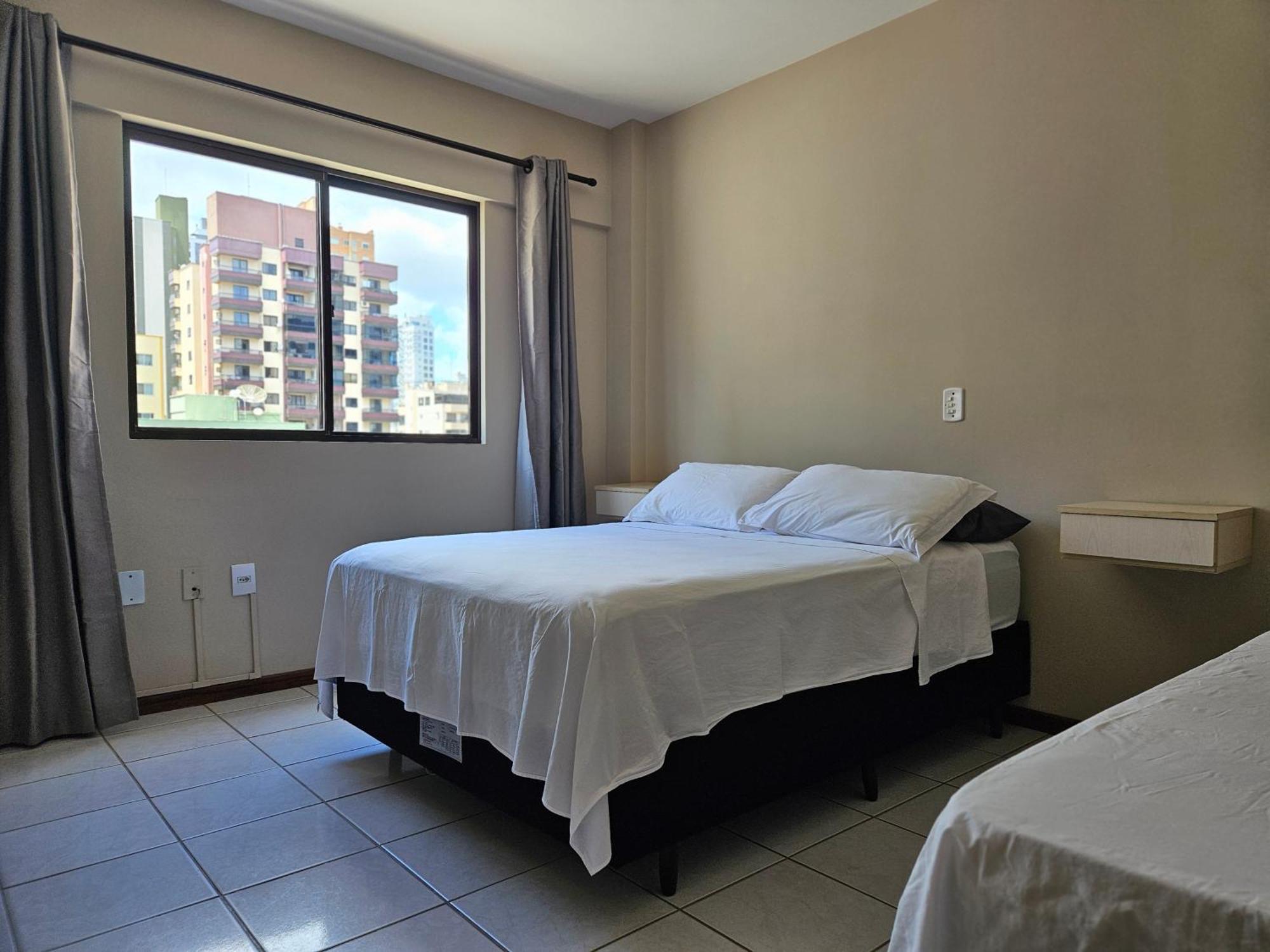 2 Quartos A 200Mts Praia Central, Garagem, Churrasqueira, Wi-Fi 90 Mbps, Pet Friendly Balneario Camboriu Ngoại thất bức ảnh