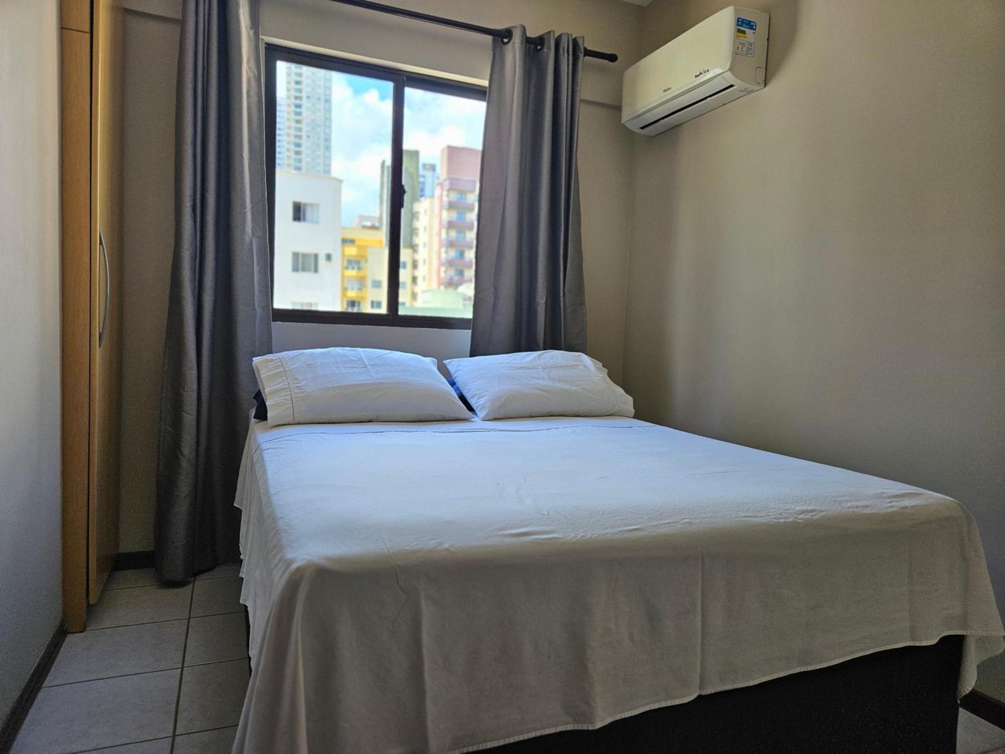 2 Quartos A 200Mts Praia Central, Garagem, Churrasqueira, Wi-Fi 90 Mbps, Pet Friendly Balneario Camboriu Ngoại thất bức ảnh