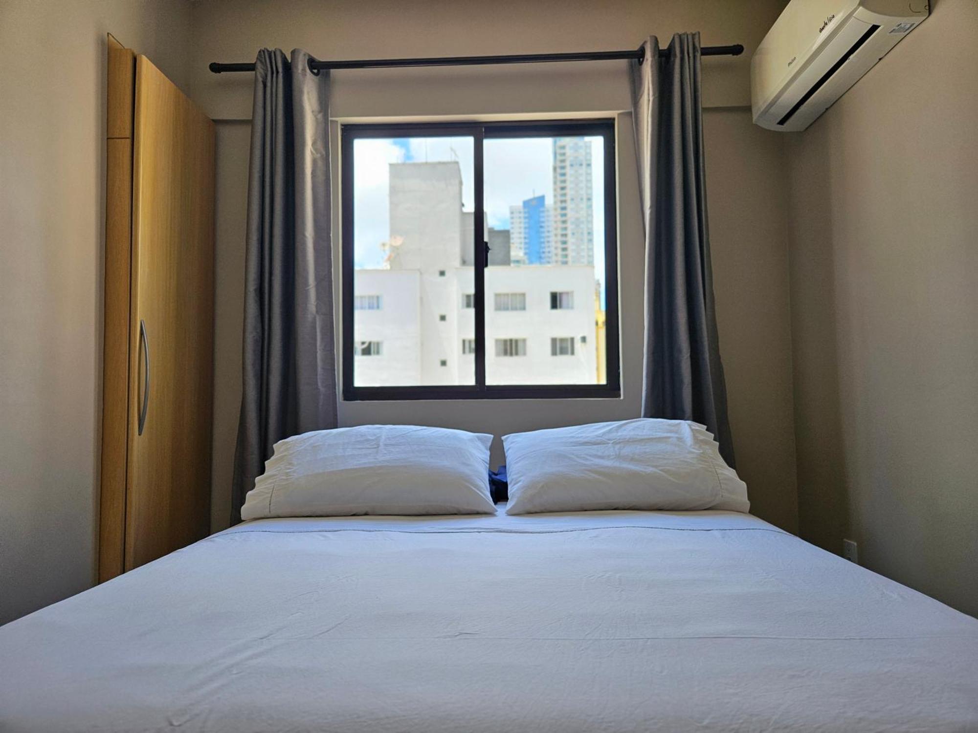 2 Quartos A 200Mts Praia Central, Garagem, Churrasqueira, Wi-Fi 90 Mbps, Pet Friendly Balneario Camboriu Ngoại thất bức ảnh