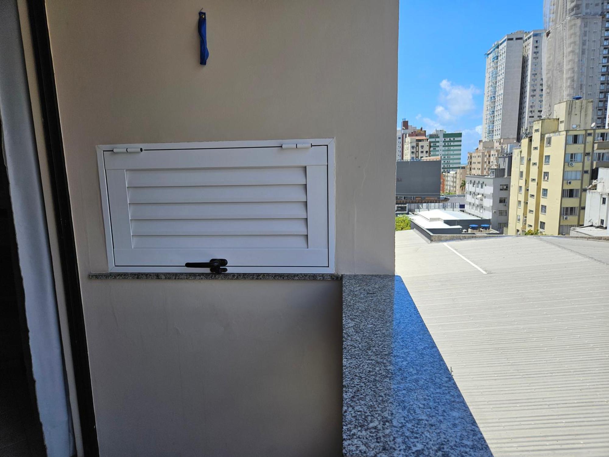 2 Quartos A 200Mts Praia Central, Garagem, Churrasqueira, Wi-Fi 90 Mbps, Pet Friendly Balneario Camboriu Ngoại thất bức ảnh